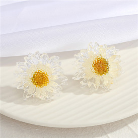 925 Silver Daisy Resin Earrings with Transparent Gold Foil - Floral Jewelry, Chic