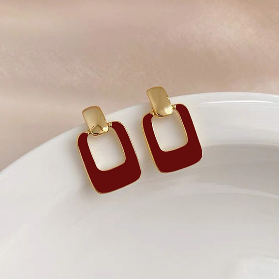 Прямоугольные серьги-гвоздики из сплава с эмалью, золотые