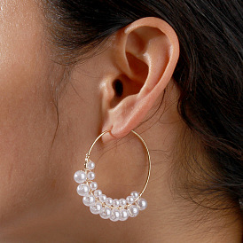Fashionable Round Ear Cuff Earrings with Exaggerated Sexy Pearl Ear Jewelry