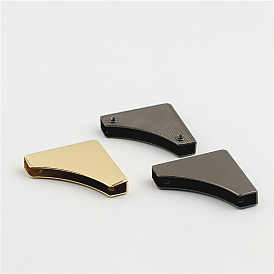 Zinc Alloy Bag Decorate Corners Protector, Triangle Edge Guard Protector, with Screws, for Handbags Accessories