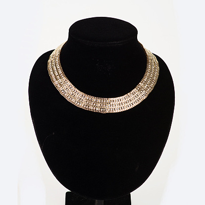 Elegant Diamond-Encrusted Short Necklace for Women - Perfect Dress Accessory