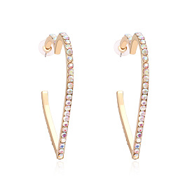 Geometric Heart-shaped Earrings with Colorful Rhinestones, Retro Fashion and Minimalist Design.