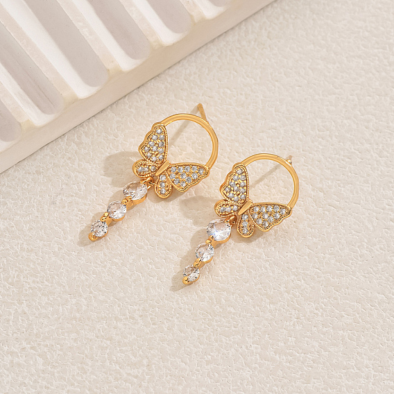 Элегантные серьги-гвоздики с подвесками в виде бабочек из латуни с прозрачными кубическими цирконами