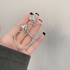 Серьги-гвоздики из сплава ко Дню святого Валентина, полые сердца