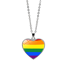 Collier pendentif coeur en verre drapeau arc-en-ciel de fierté, avec des chaînes en alliage
