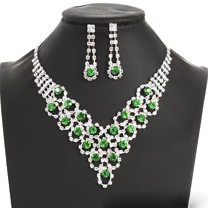 Комплекты из латунных цепочек с подвесками и серег-гвоздиков с цветочным узором