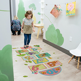 Наклейки на стену из пвх, отделка стен