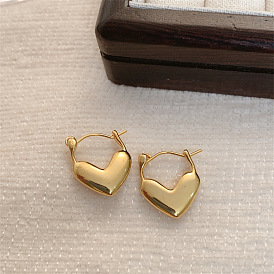 Vintage Metal Heart Stud Earrings - French Style, Minimalist, Fashionable Ear Jewelry.