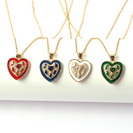 Fashionable Sweet Heart-shaped Diamond Pendant Necklace - Simple and Elegant Jewelry.
