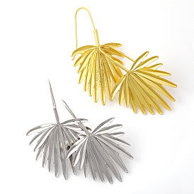Fashionable Alloy Palm Leaf Earrings for Women with Tree Leaf Design