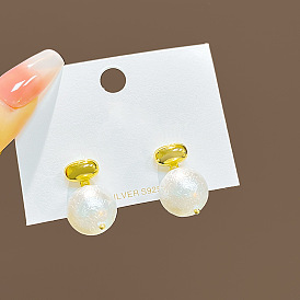 Geometric Pearl Earrings - Cotton Pattern, Milk Color, Chanel-style Ear Accessories.