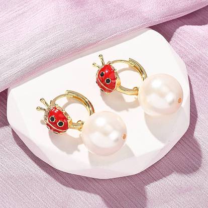 Серьги-кольца в виде божьей коровки с круглыми латунными микропаве из кубического циркония., с эмалью и стеклянными бусинами, без кадмия и без свинца, долговечный, стойки покрытие