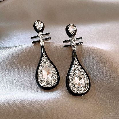 Зажимные серьги из сплава с эмалью и кристаллами., пипа