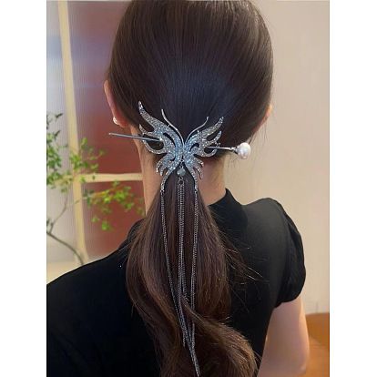 Luxury Water Diamond Butterfly Hairpin with Tassel, Chinese Style Metal Hair Stick for Updo Hairstyle, High-end Women's Fashion Accessory