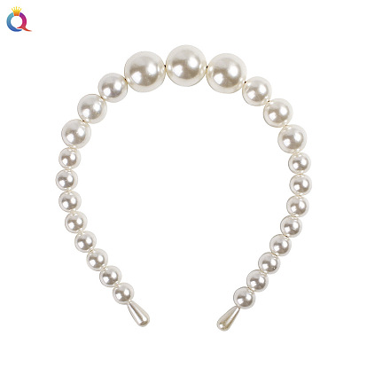 Pearl Hairband for Women - Simple and Elegant Headband for Outings and Parties.