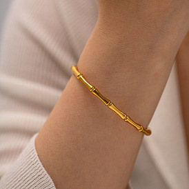 18K Gold Stainless Steel Bracelet - Fashionable and Versatile Bracelet for Women