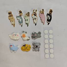 Colgante de aleación de esmalte con forma de gato para decorar adornos de estetoscopio, con cabujones de resina y pegatina