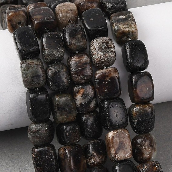 Природного биотита нитей бисера, кубоид