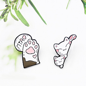 Cute Cat Paw Pin Brooch for Fashionable Animal Lovers and Hide-and-Seek Fans