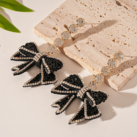 Серьги-гвоздики с бантом из латуни и стразами, со сплавом, кубическим цирконием и синтетическим кварцем, золотые