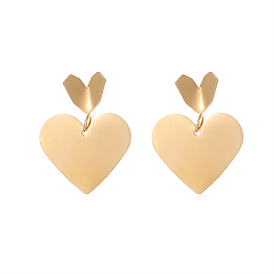 304 Boucles d'oreilles pendantes en forme de cœur en acier inoxydable pour femmes