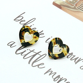 Chic Leopard Print Resin Earrings with Heart Cutout - Versatile Fashion Jewelry