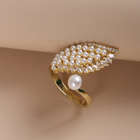Angel Wing Pearl Ring: Chic, Minimalist and Luxurious Statement Piece