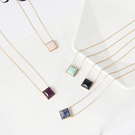 Minimalist Jewelry: Elegant Alloy Necklace with Natural Stone for a Fairy-like Look