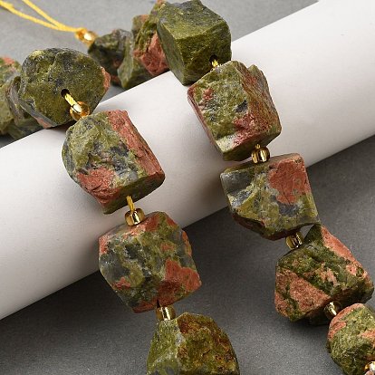 Необработанные грубые натуральные бусины унакита, самородки, с бисером