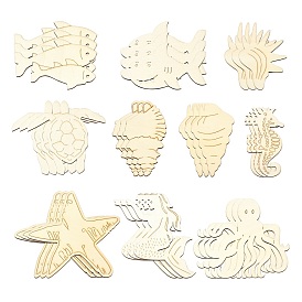 Незаконченные деревянные фигурки морских существ