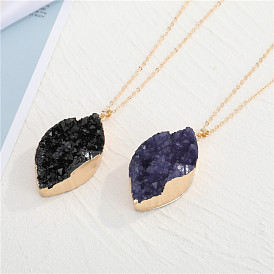 Bold and Unique Resin Diamond-Shaped Pendant Necklace for Statement Look