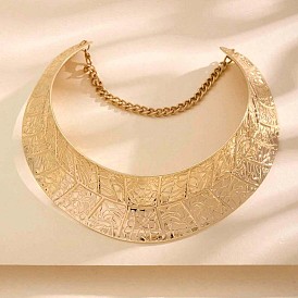 Ожерелья-чокеры из сплава с текстурированными кольцами в виде листьев