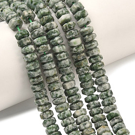 Натуральные зеленые пятна яшмовых нитей, шестиугольные бусины хейши