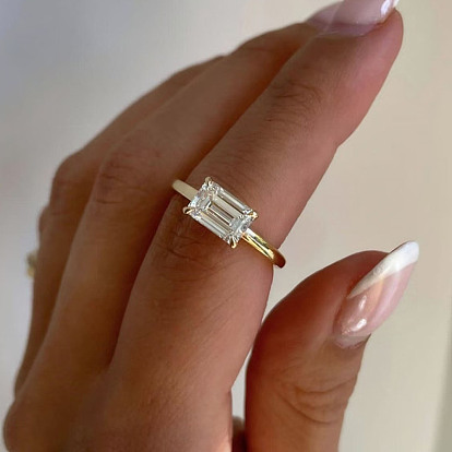 Bague rectangulaire élégante en argent sterling avec zircone cubique transparente pour femme, cadeau parfait