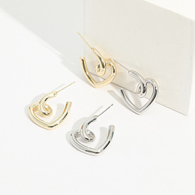 Chic Heart-shaped Earrings for Women - Minimalist and Delicate Ear Studs with Knot Design