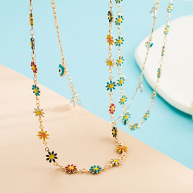 Bohemian-style gold-plated daisy oil drop necklace with micro-inlaid zirconia.