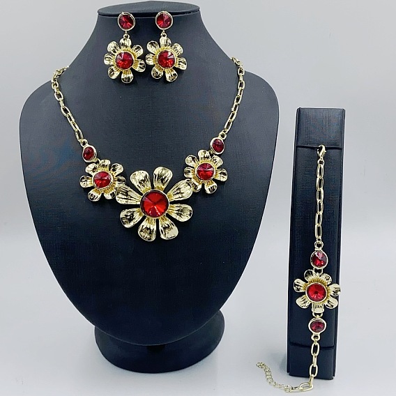 Ожерелье из цветочного сплава со стразами, серьги-гвоздики и браслеты-звенья, золотые