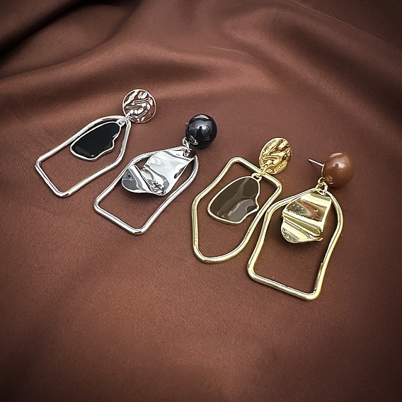 Серьги-гвоздики из сплава с эмалью «самородки»