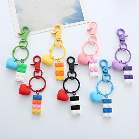 3D Heart-shaped Building Blocks Keychain for Car Backpack Decoration - Cute Couples Pendant