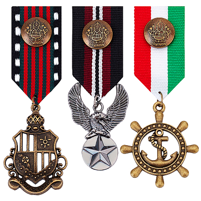 3pcs 3 style casque, aigle et bouclier style preppy britannique rétro en alliage et fer pendentif épingles à revers, médaille de broche en polyester pour hommes