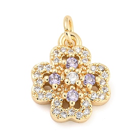 Placage de crémaillère en laiton micro pavé pendentifs en zircone cubique claire, plaqué longue durée, sans plomb et sans cadmium, charme de trèfle, avec anneau de saut, pourpre