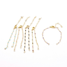 Fabrication de bracelets de chaînes de perles faites à la main de pierres précieuses naturelles, avec boucle et fermoirs pinces de homard en laiton