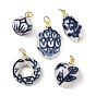 Colgantes hechos a mano de la porcelana, porcelana azul y blanca, dijes con estampado floral, dorado