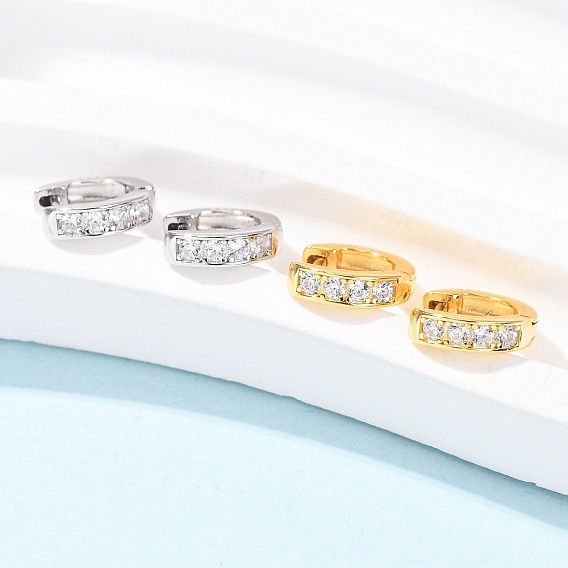 925 Серьги-кольца из стерлингового серебра с микропаве и прозрачными фианитами