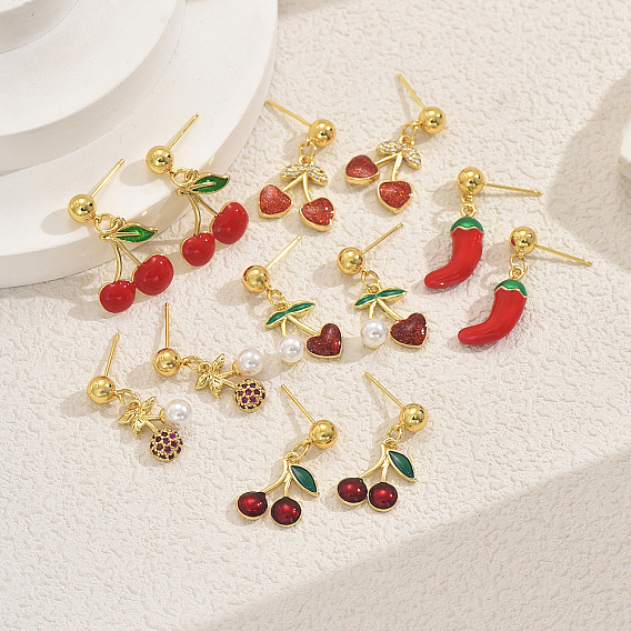 Латунные качают серьги, с имитацией жемчуга, золотые