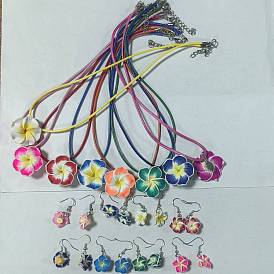 Conjuntos de pendientes colgantes de latón y collar con cordón de cuero sintético encerado, con arcilla polimérica