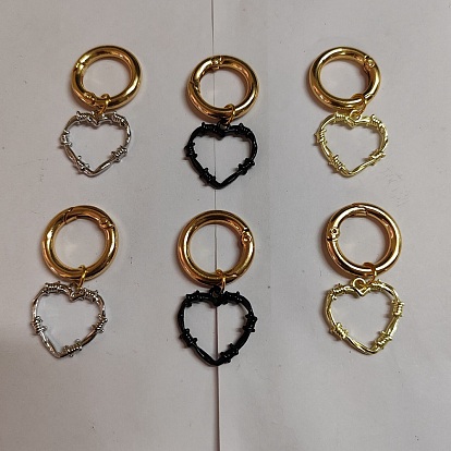 Corazón aleación marta botas colgante decoración, con aros de compuerta de resorte de aleación, para zapatos botas monedero packbag accesorios