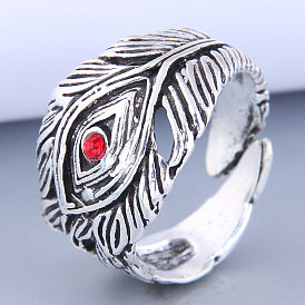 Retro Devil Eye Ring for Fashionable and Chic Look