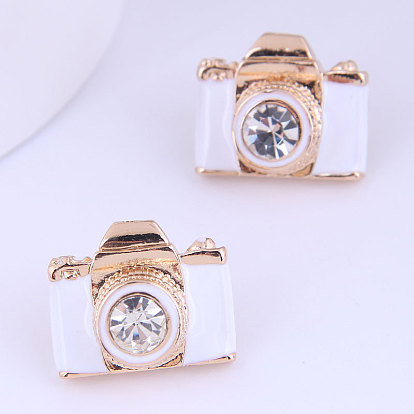Chic Mini Camera-inspired Metal Earrings for Fashionable Statement Look