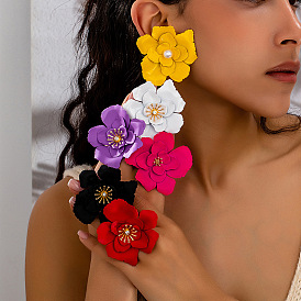 Серьги-гвоздики из сплава с цветочной краской для выпечки, золотые